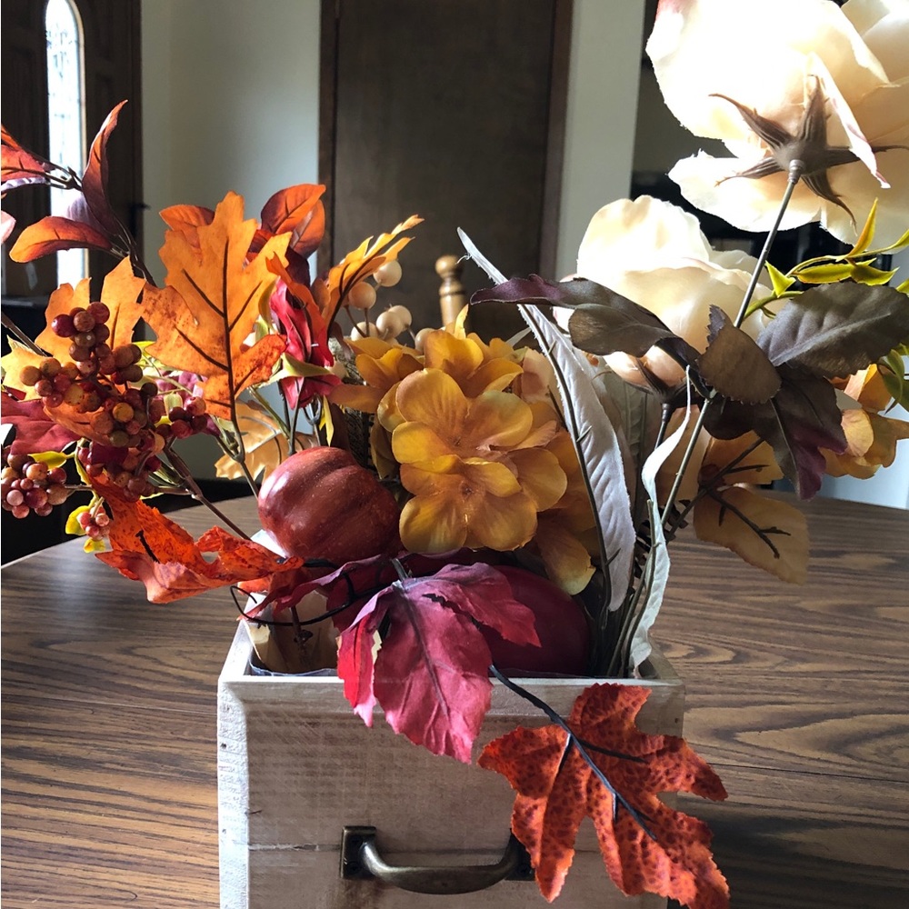 DIY Fall floral 🌺🍁🎃 arrangement ready to assemble ❣️❤️Bundle and $ave❤️
